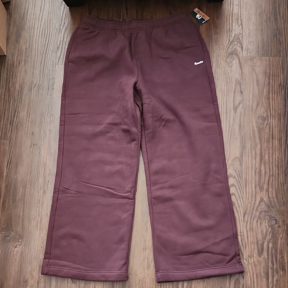 NEW ROOTS Women's Cloud Wide Leg Sweatpants/Joggers In Deep Maroon sz LARGE - Picture 4 of 5